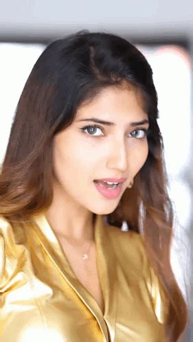 priya rai gif|Priya Rai Hot Gifs